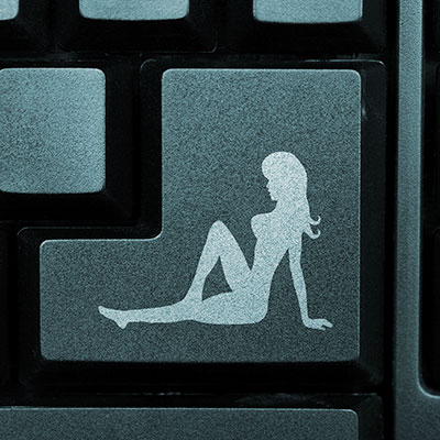Pouvez-vous être licencié pour faute grave si vous consultez des sites pornographiques au travail?